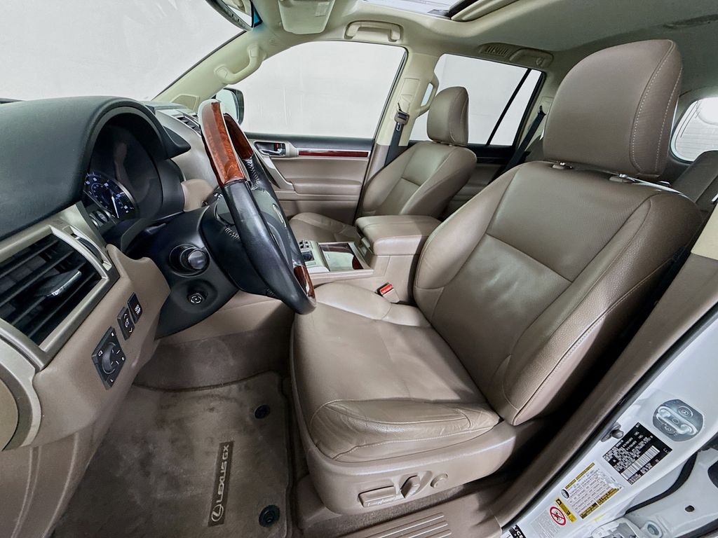 2017 Lexus GX 460 21
