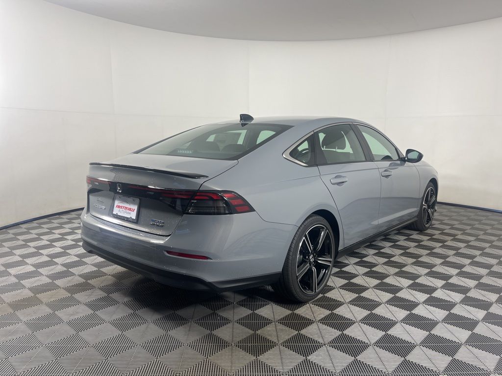 2025 Honda Accord Sport 12