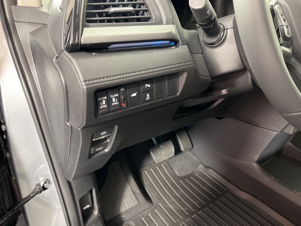 Thumbnail: 2026 Honda Odyssey - 29