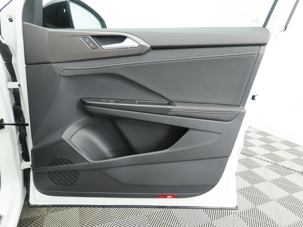 Thumbnail: 2026 Volkswagen Taos - 23