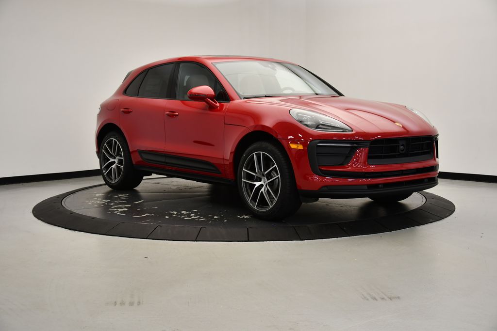 Thumbnail: 2025 Porsche Macan - 7