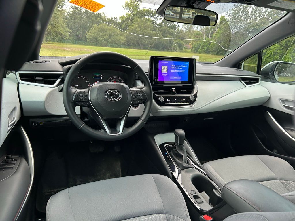 Thumbnail: 2025 Toyota Corolla - 12