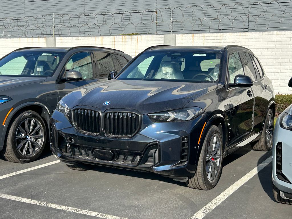 Thumbnail: 2026 BMW X5 - 2