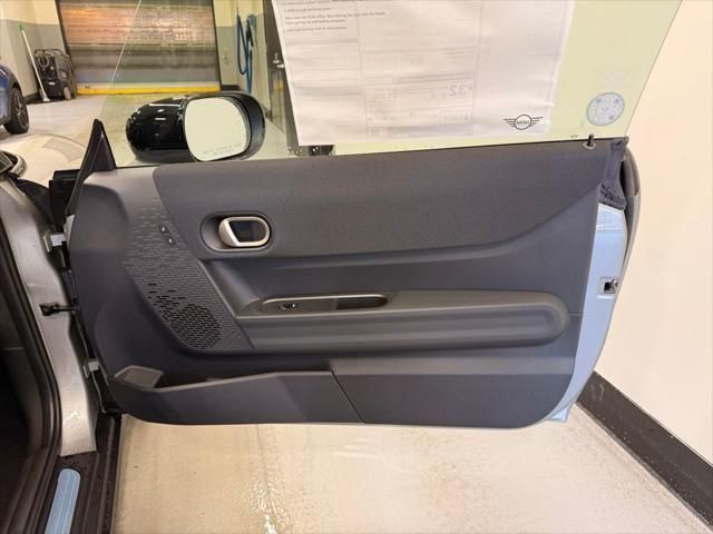 Thumbnail: 2026 MINI Cooper - 21