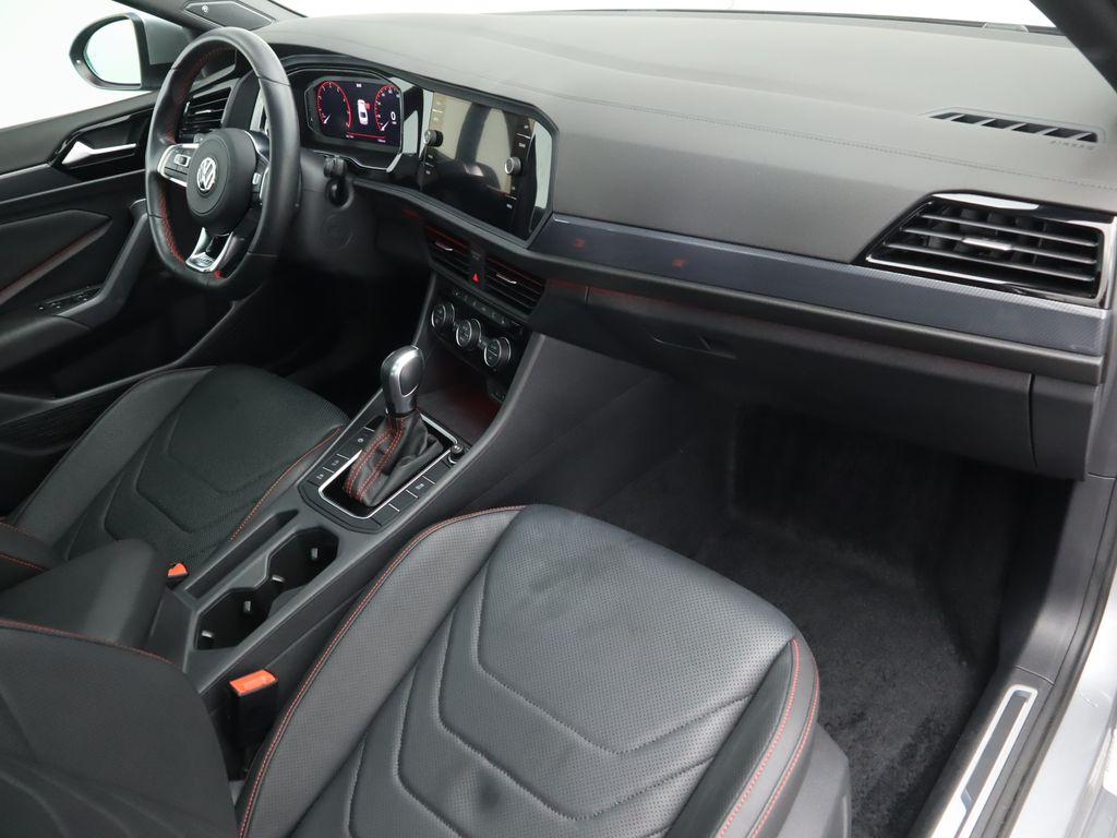 Thumbnail: 2021 Volkswagen Jetta - 17