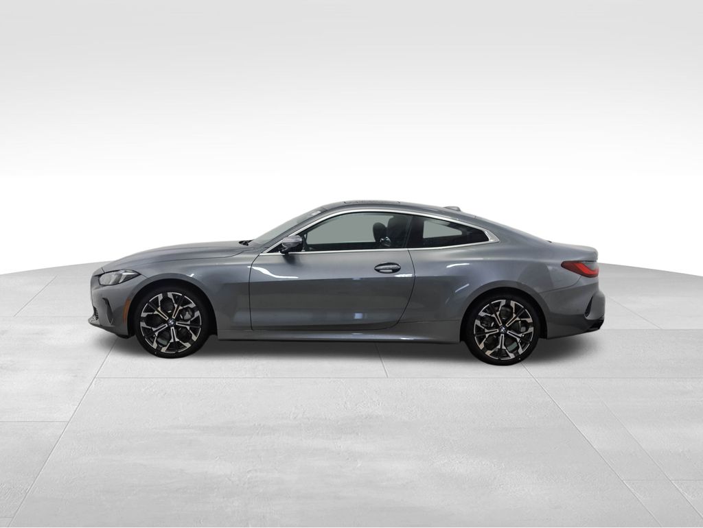 Thumbnail: 2026 BMW 4 Series - 2