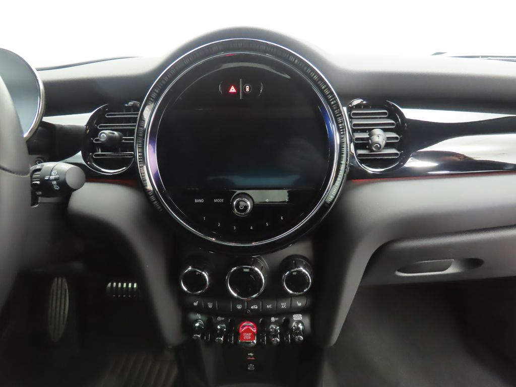 Thumbnail: 2023 MINI Cooper - 14