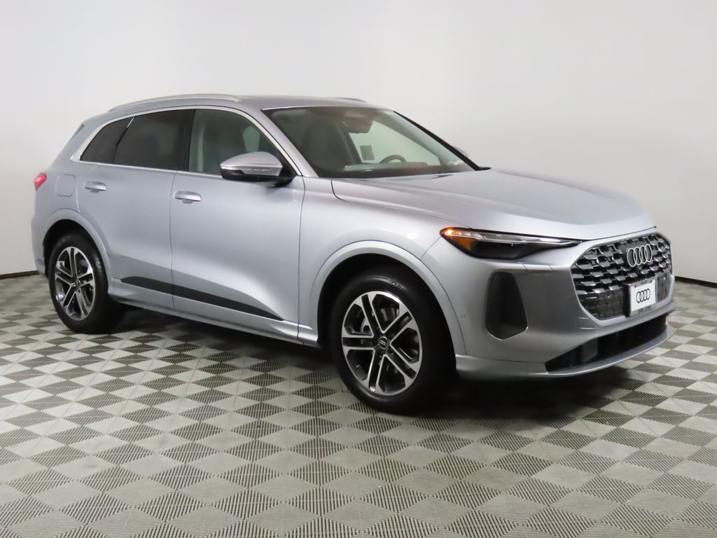 Thumbnail: 2025 Audi Q5 - 7