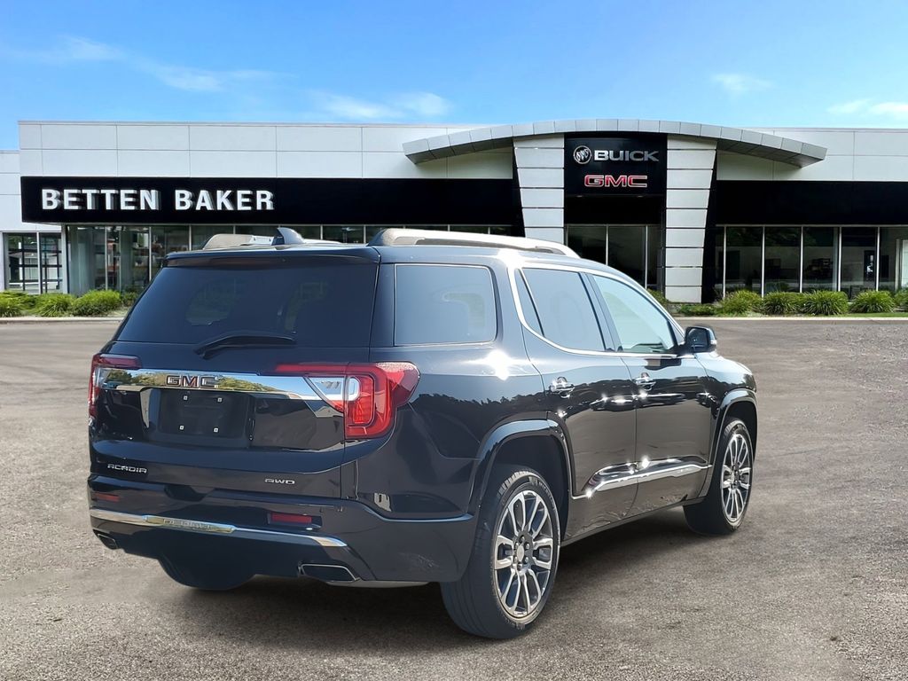 2022 GMC Acadia Denali 7