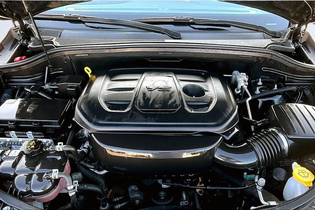 2020 Jeep Grand Cherokee Altitude Black at DeMontrond Auto Country