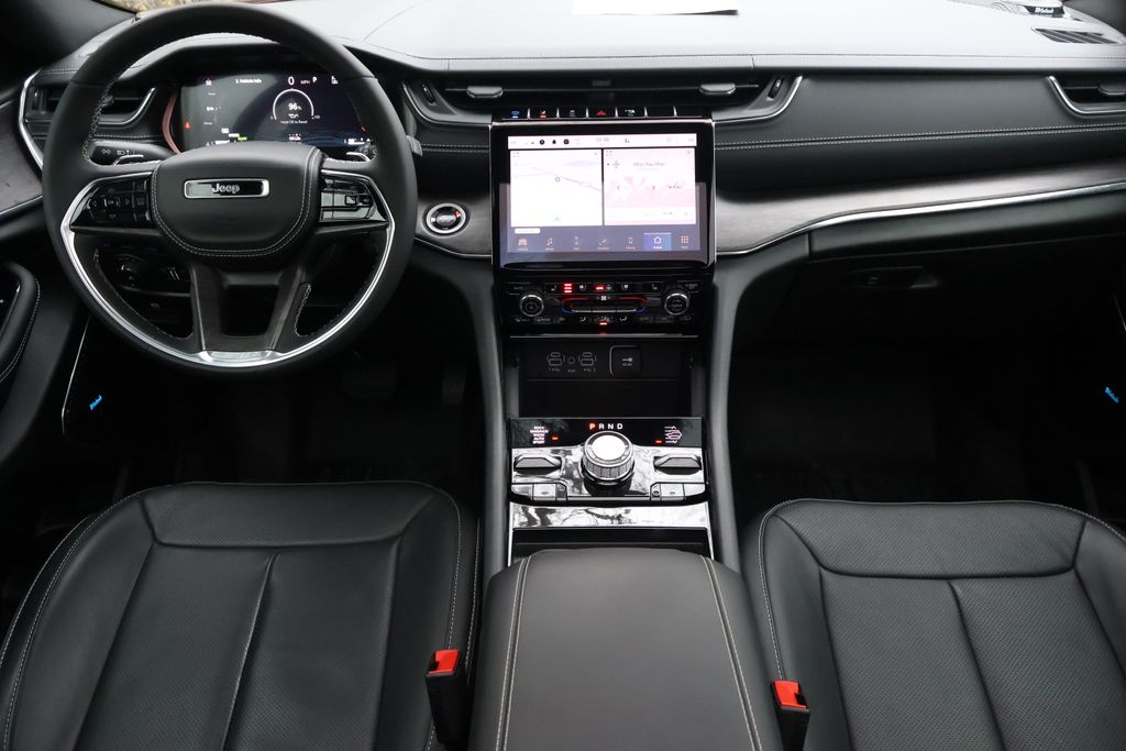 Thumbnail: 2024 Jeep Grand Cherokee - 14