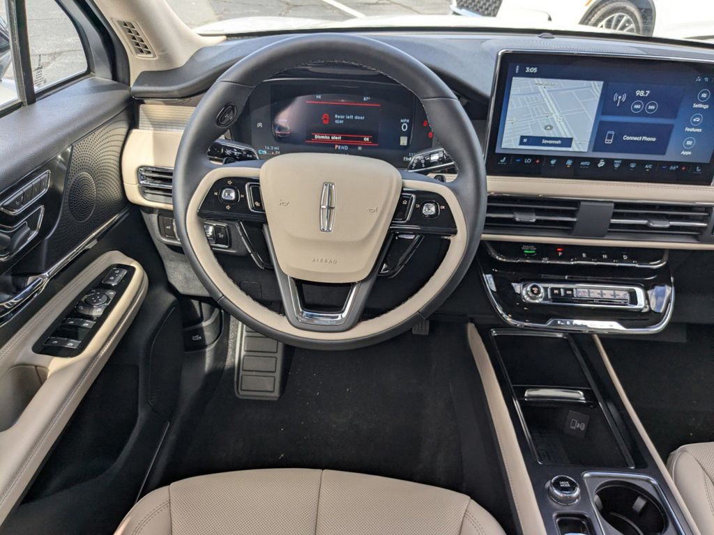 2025 Lincoln Corsair Premiere