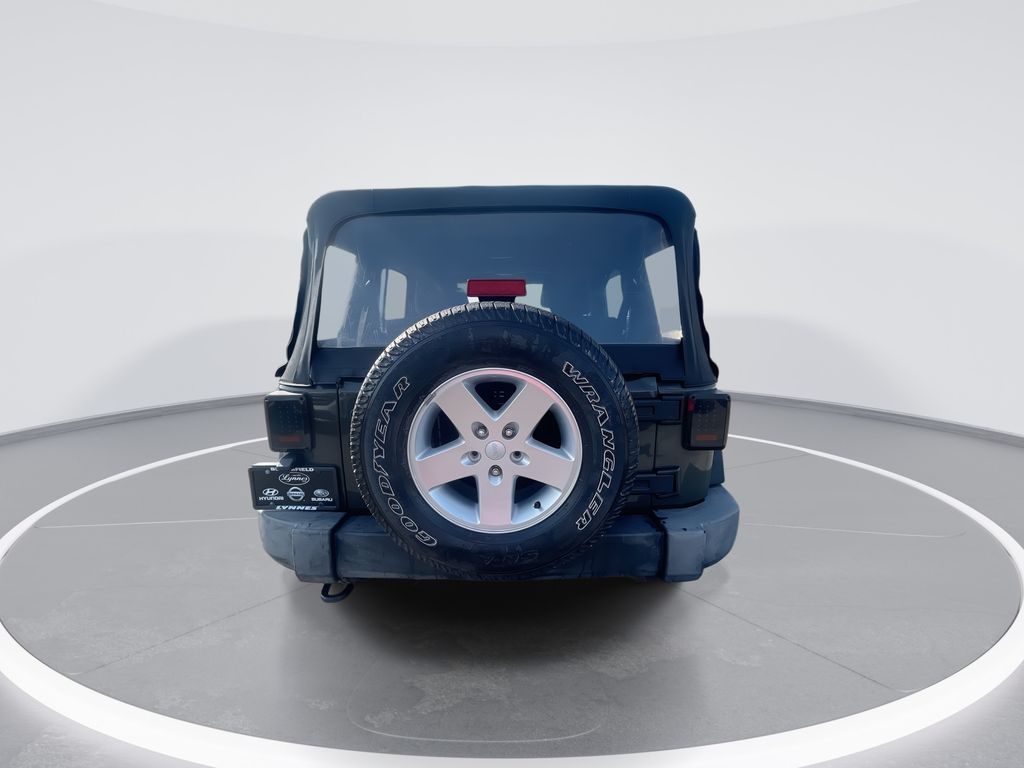 View vehicle photo 7