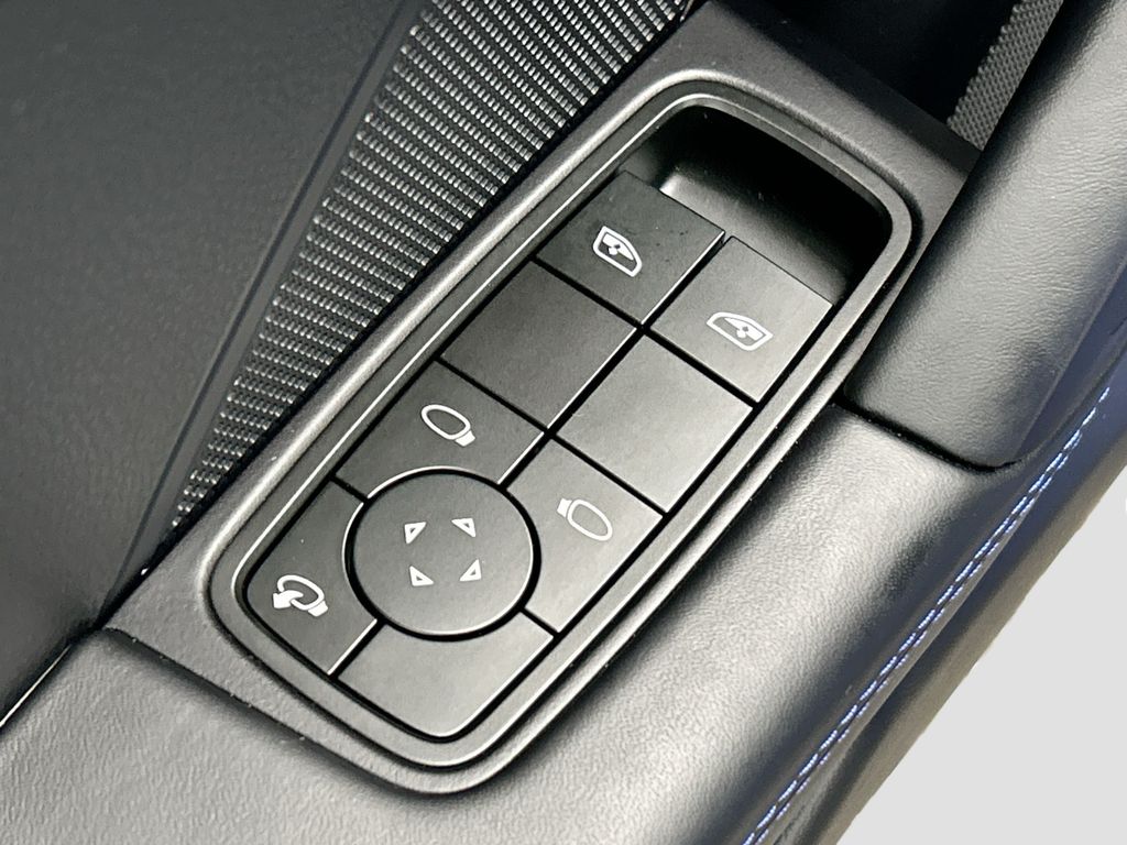 Thumbnail: 2025 Porsche 911 - 22