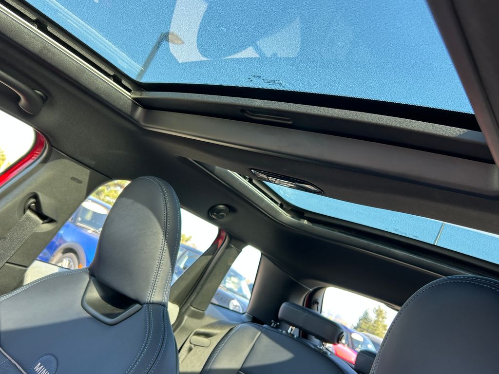 Thumbnail: 2025 MINI Cooper - 16