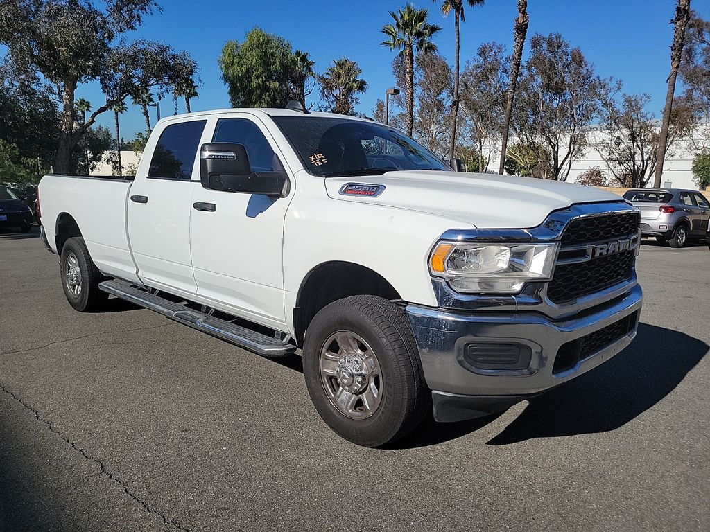 2024 RAM 2500 Tradesman Crew Cab LB 4WD