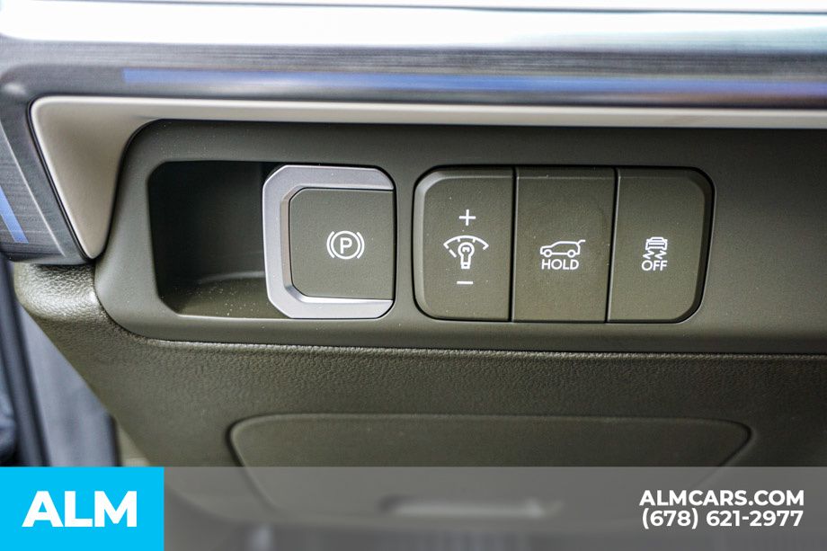 Used 2025 Gray Hyundai Calligraphy image 48