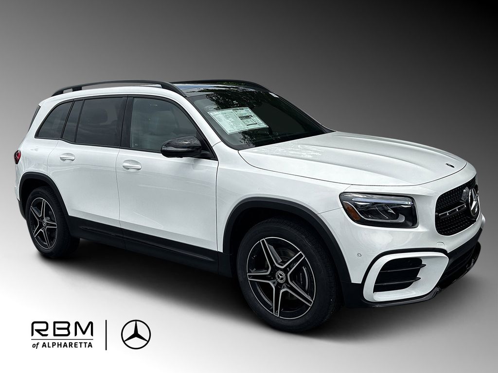 White 2026 Mercedes-Benz GLB 250 FWD SUV / Crossover Front-Wheel Drive 8-Speed Dual Clutch