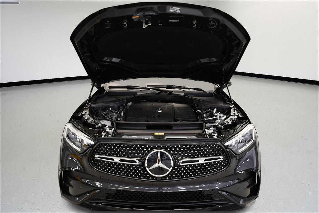 Thumbnail: 2026 Mercedes-Benz GLC - 12