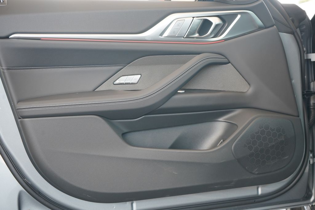 2025 BMW i4 xDrive40 10