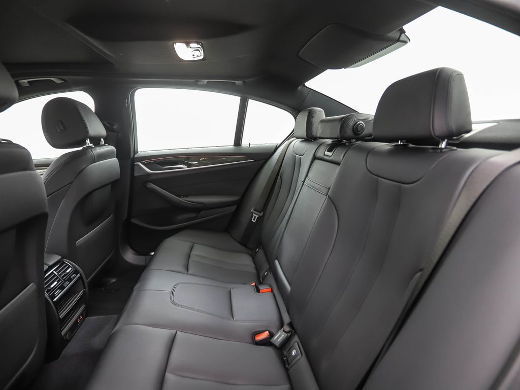2020 BMW 5 Series 530i xDrive 20