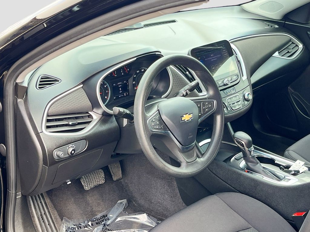 2022 Chevrolet Malibu LT Black at Legacy Ford