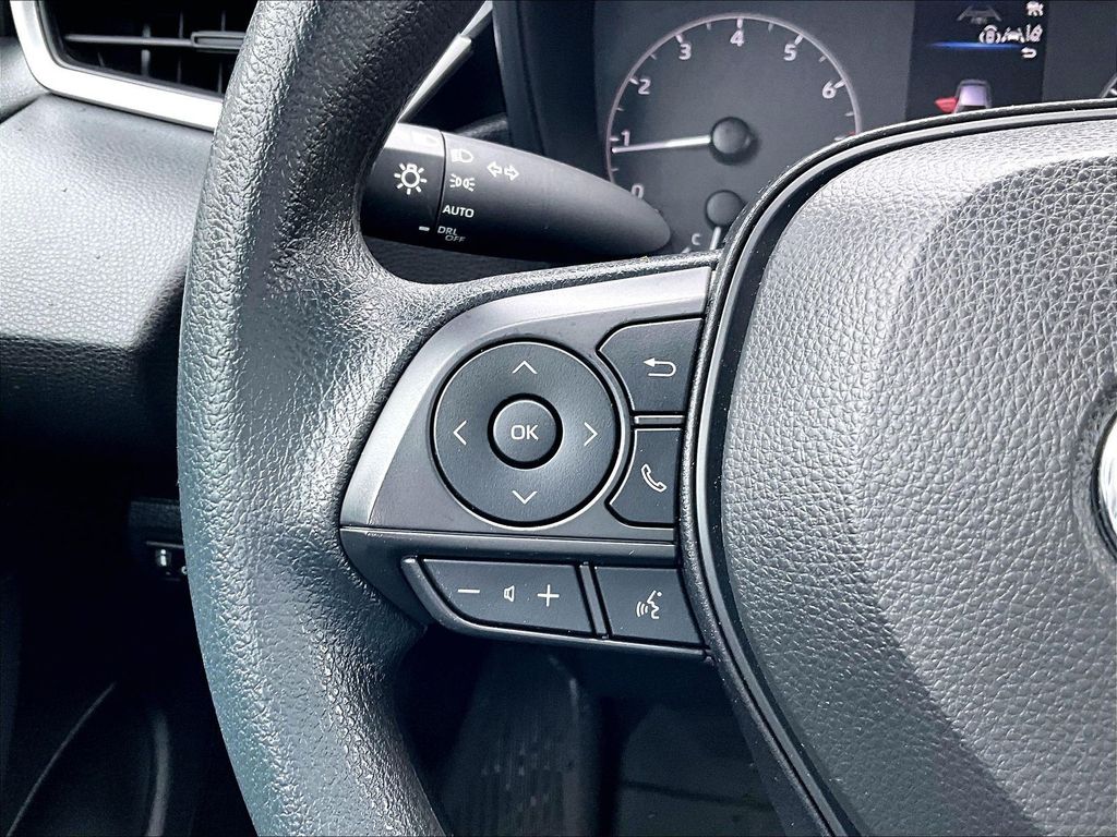 2023 Toyota Corolla — photo 23