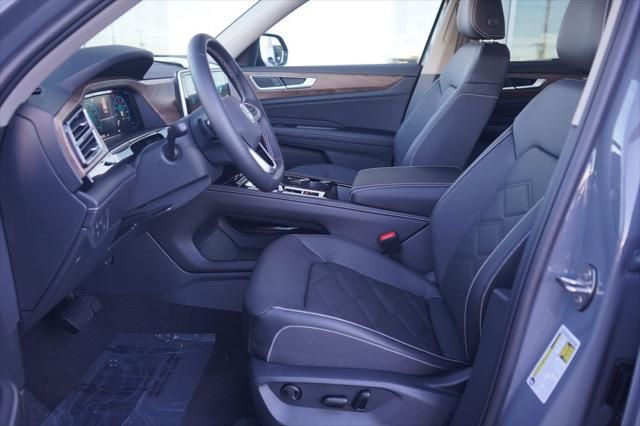 Thumbnail: 2026 Volkswagen Atlas - 6