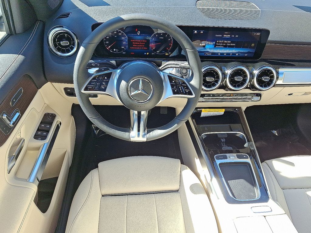 Thumbnail: 2026 Mercedes-Benz GLB - 8