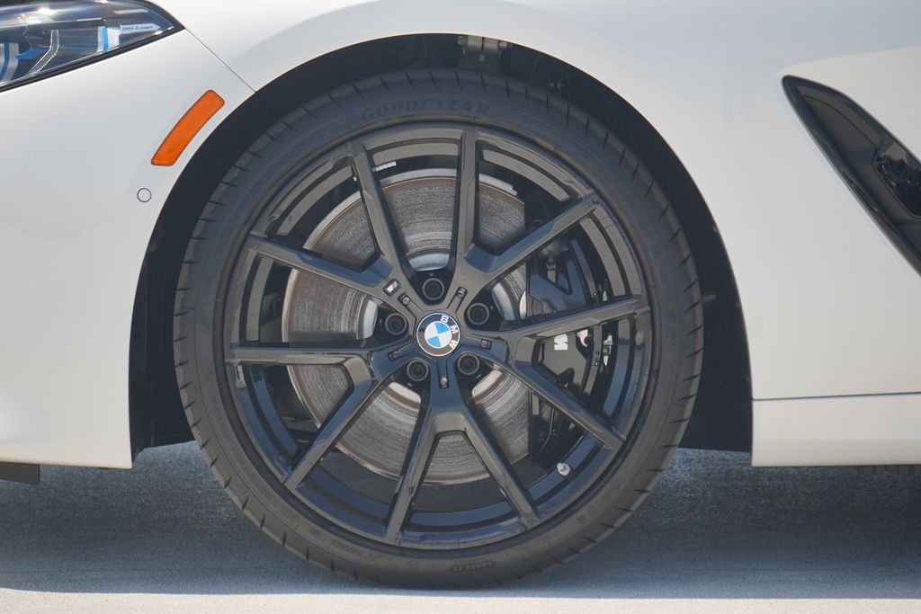 Thumbnail: 2025 BMW 8 Series - 5