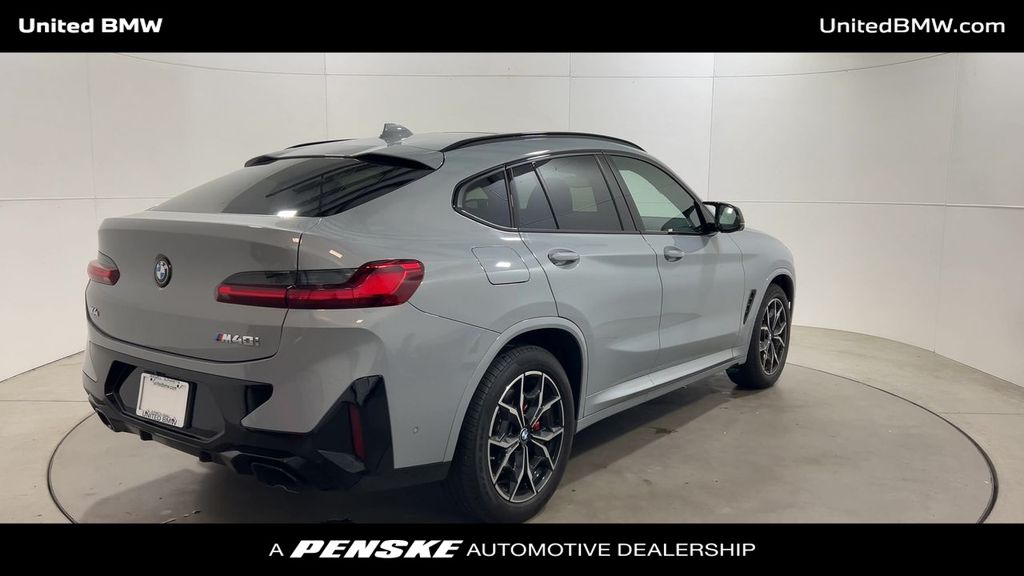2024 BMW X4 M40i 8
