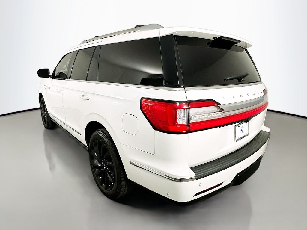 Thumbnail: 2021 Lincoln Navigator - 7