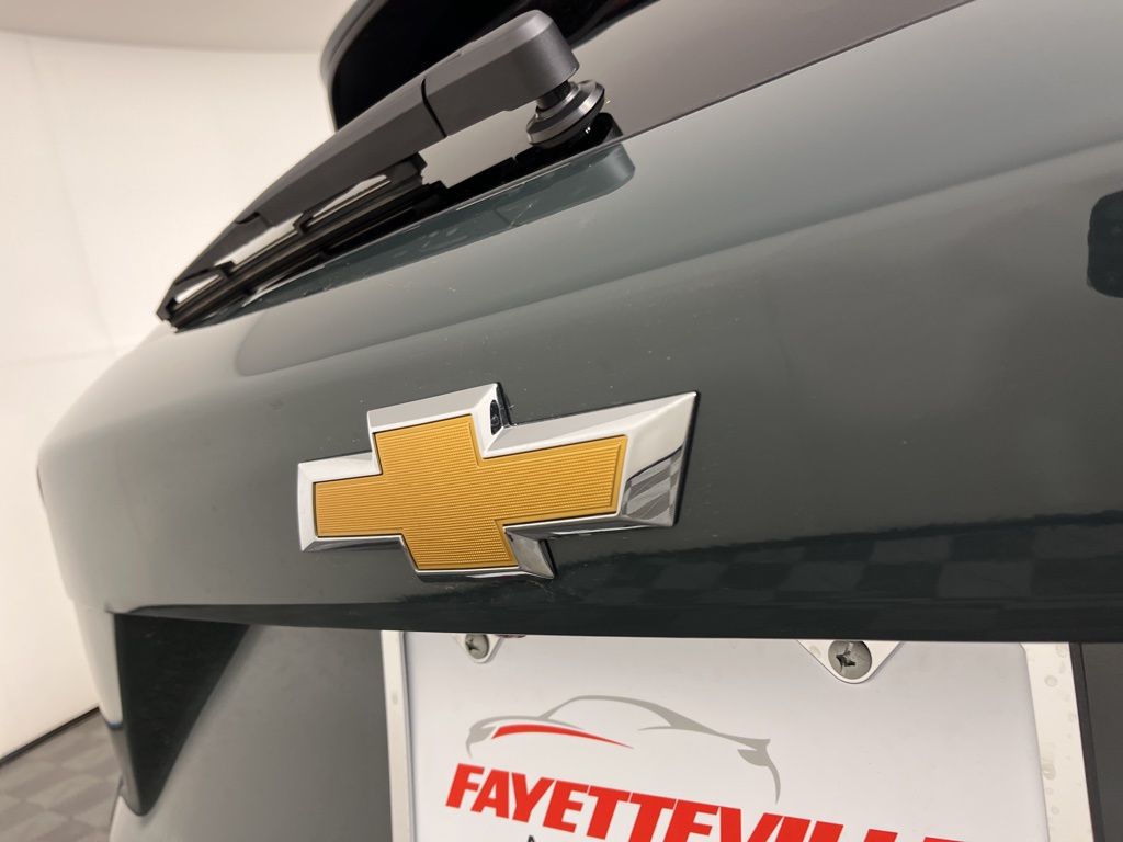 Thumbnail: 2025 Chevrolet Trax - 17