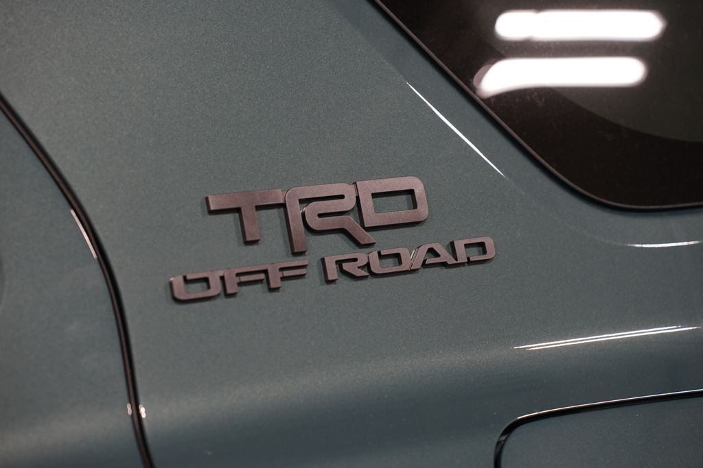 Thumbnail: 2025 Toyota 4Runner - 11