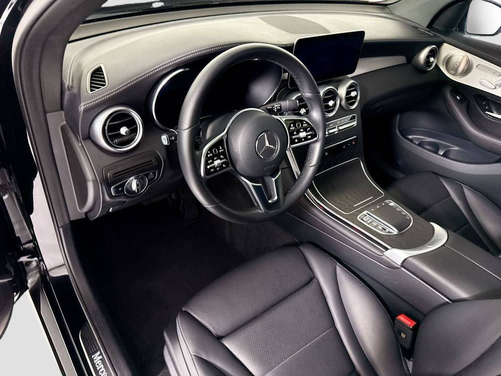 Thumbnail: 2023 Mercedes-Benz GLC - 9