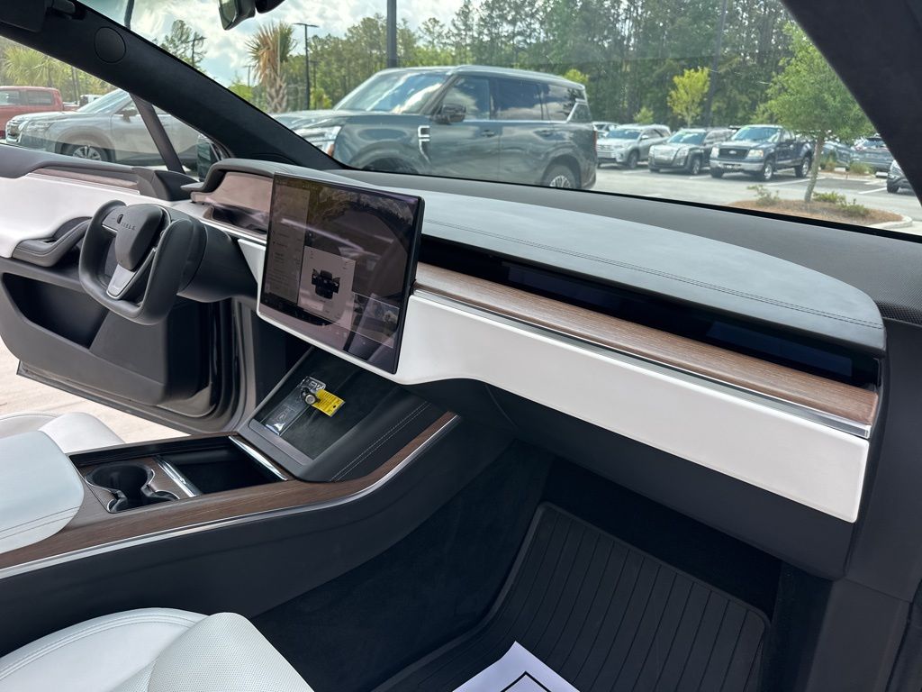 2022 Solid Black Tesla Model X Base AWD SUV