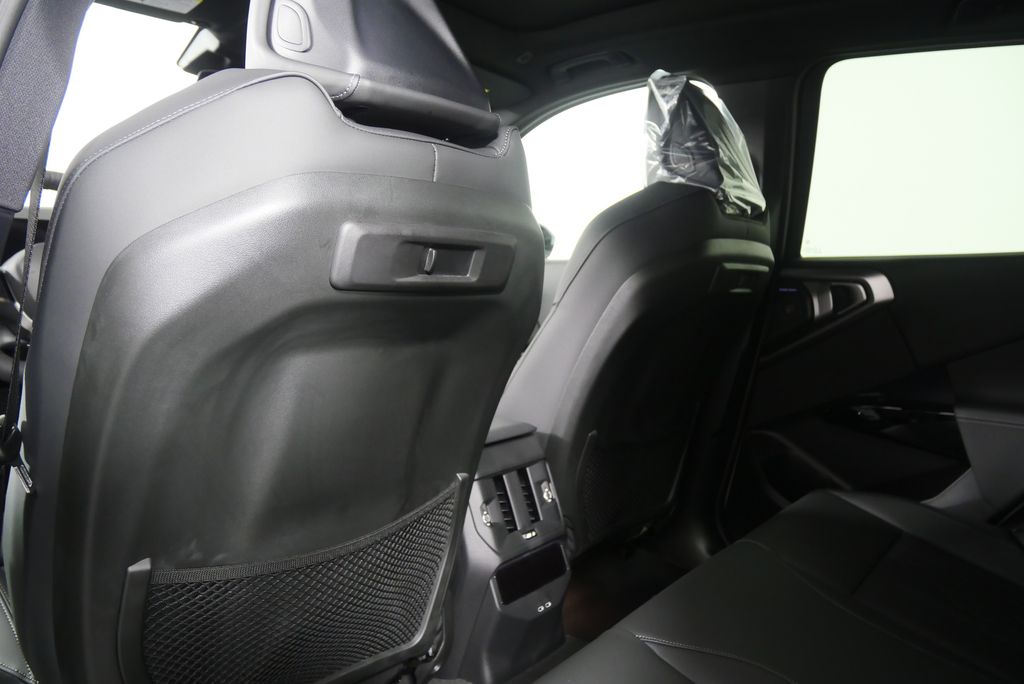 Thumbnail: 2026 BMW X3 - 16