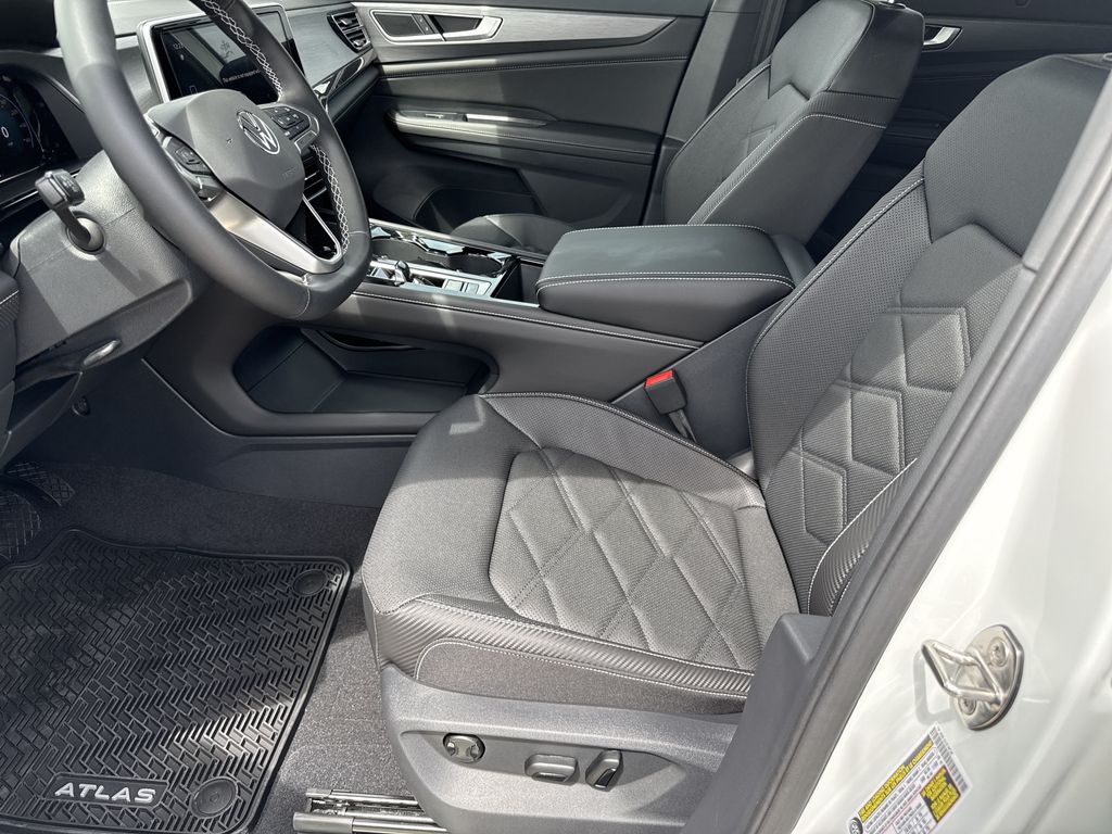 2026 Volkswagen Atlas Cross Sport 2.0T SE w/Technology White at DeMontrond Auto Country
