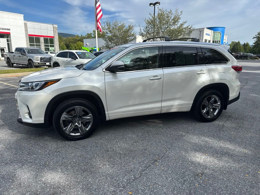 Used 2019 Toyota Highlander SUV