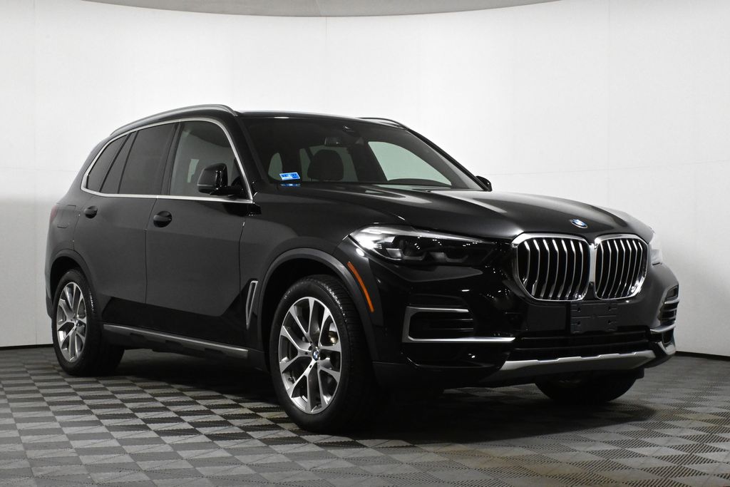 Thumbnail: 2023 BMW X5 - 9