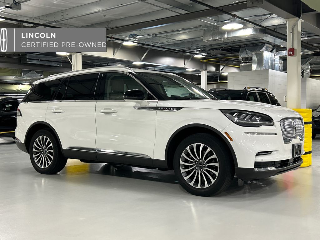 White Metallic 2024 Lincoln Aviator SUV / Crossover All-Wheel Drive Automatic
