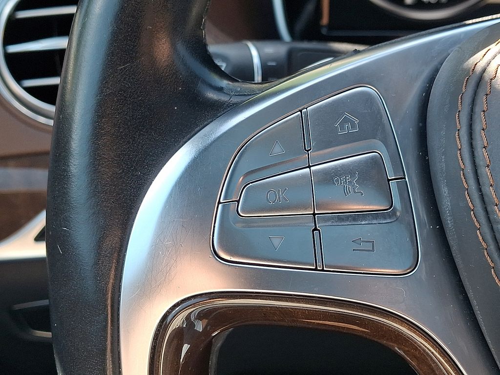 Thumbnail: 2014 Mercedes-Benz S-Class - 22