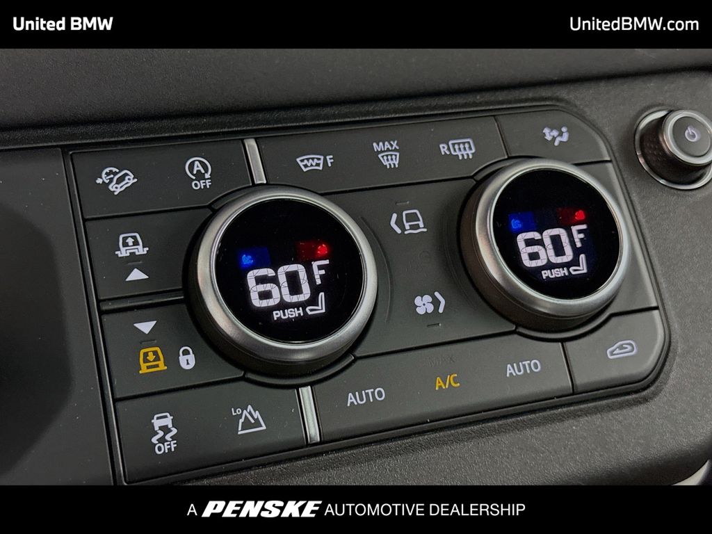 Thumbnail: 2021 Land Rover Defender - 11