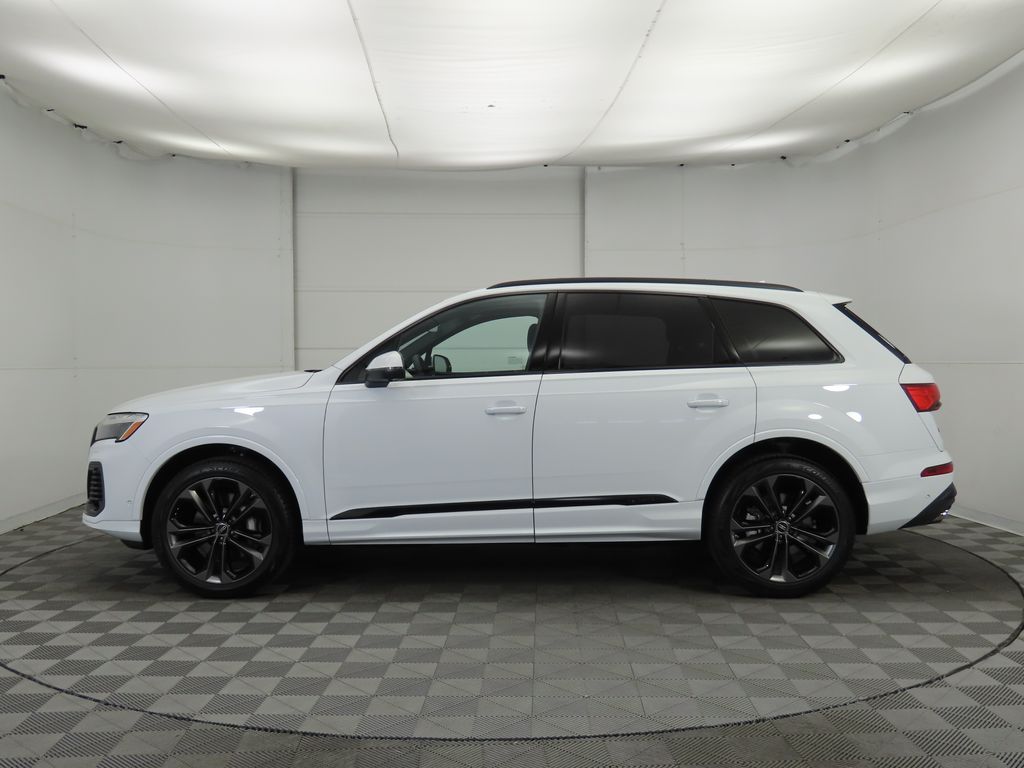 2025 Audi Q7  8