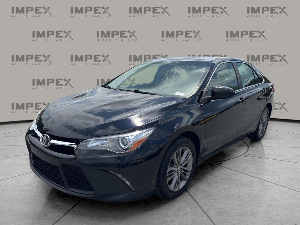2017 Toyota Camry 2.5 Auto SE's photo