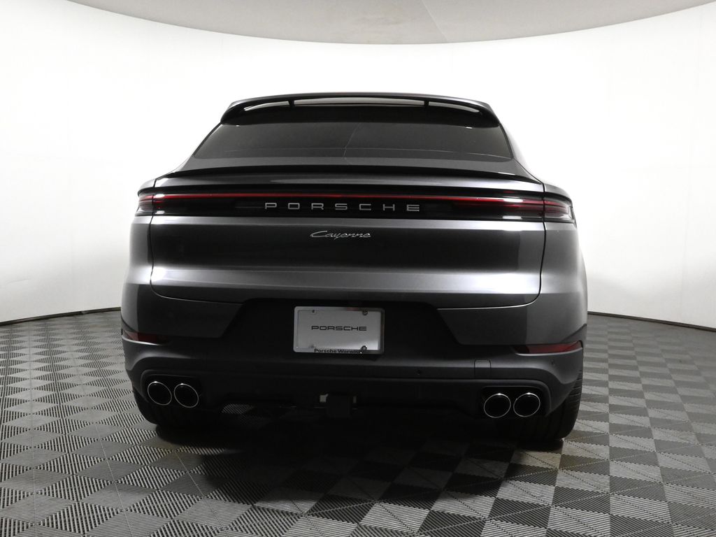 Thumbnail: 2025 Porsche  - 6