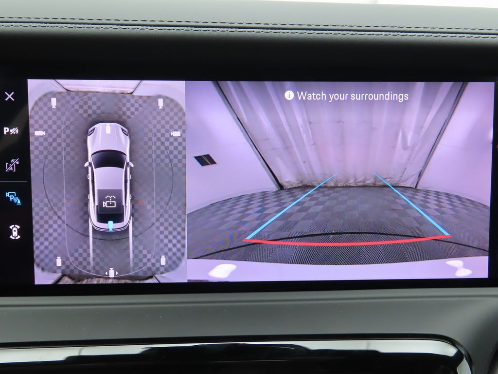 Thumbnail: 2025 Porsche Panamera - 18