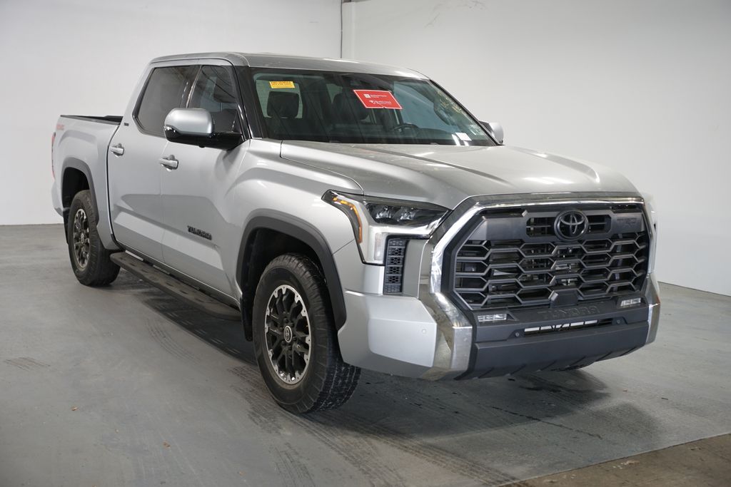 Thumbnail: 2022 Toyota Tundra - 3