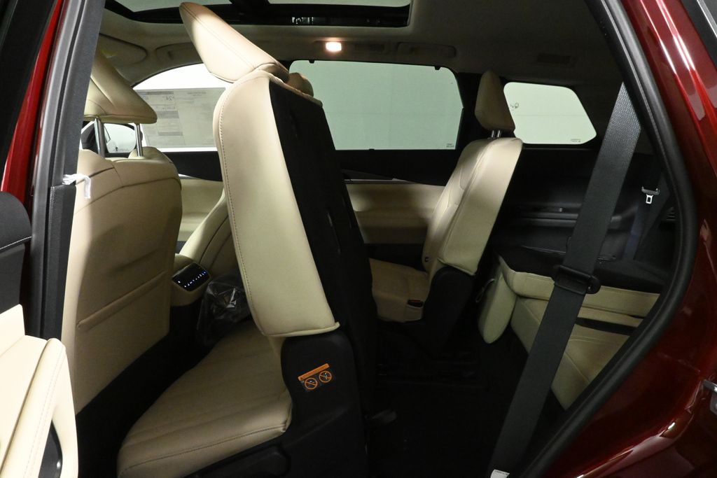 Thumbnail: 2025 INFINITI QX60 - 28