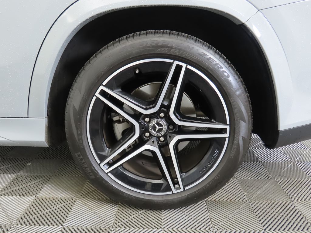 Thumbnail: 2024 Mercedes-Benz GLS - 30